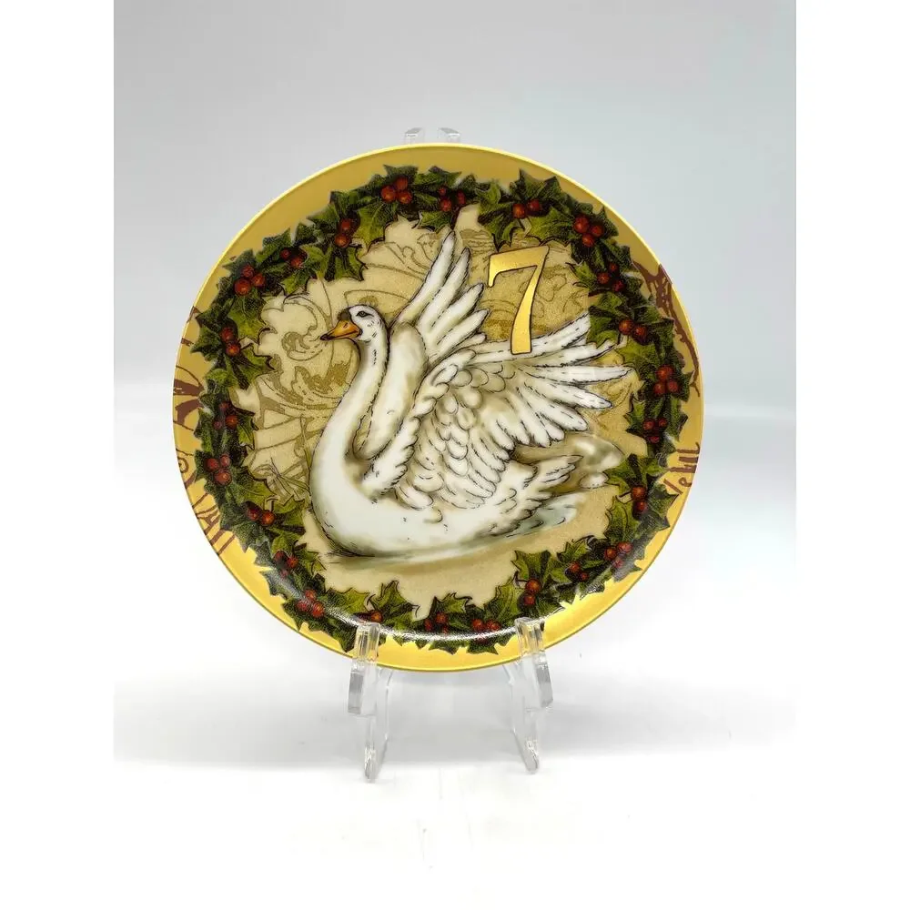 Pottery Barn 12 Days of Christmas Holiday Plate Set in Box 12 Plates 7.25